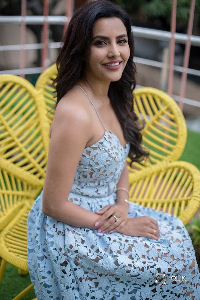 Priya-Anand